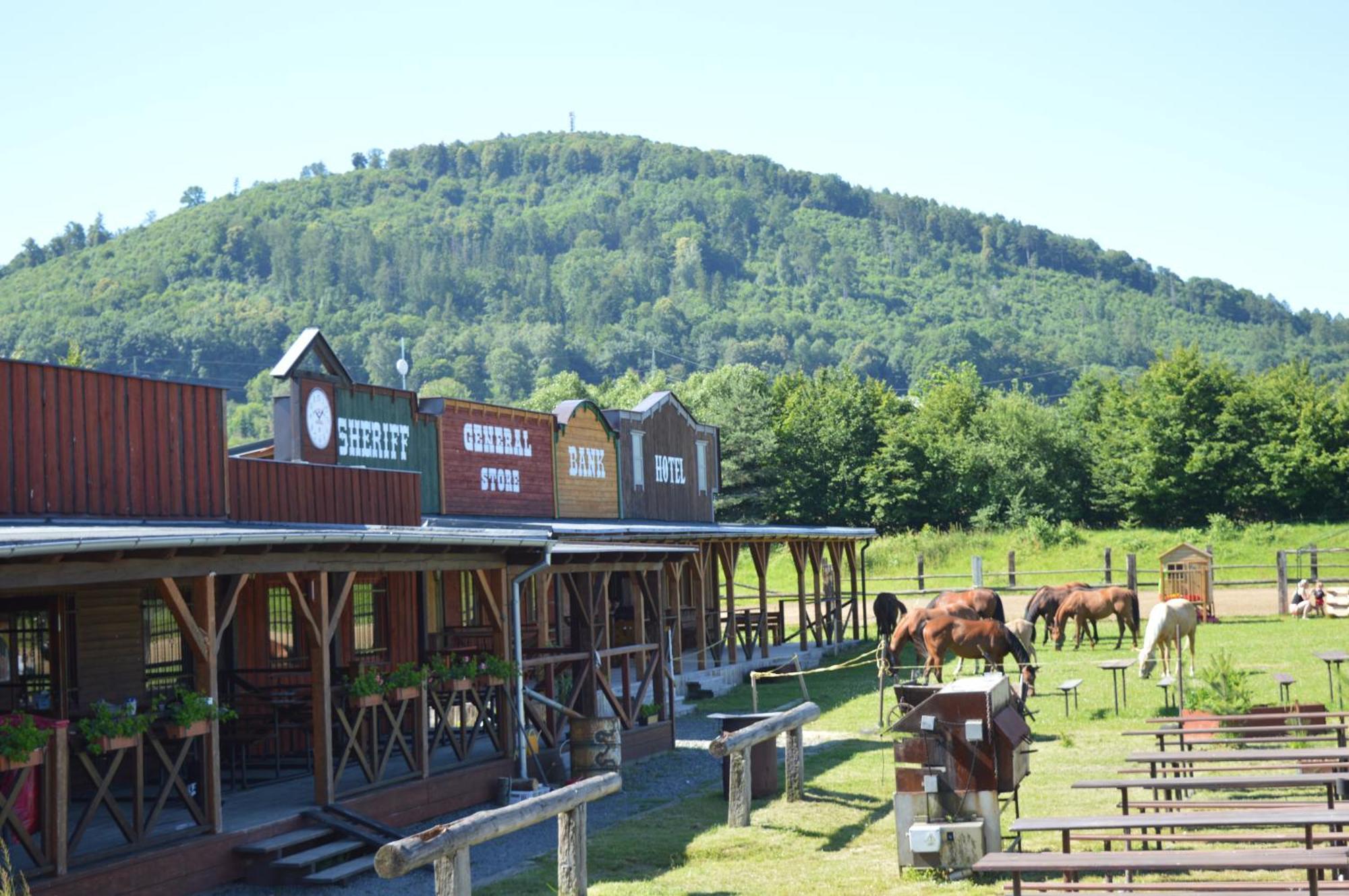 Bubla City Ranch Копршивнице Экстерьер фото
