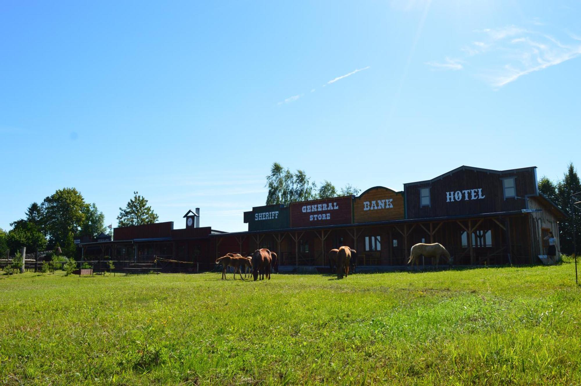 Bubla City Ranch Копршивнице Экстерьер фото