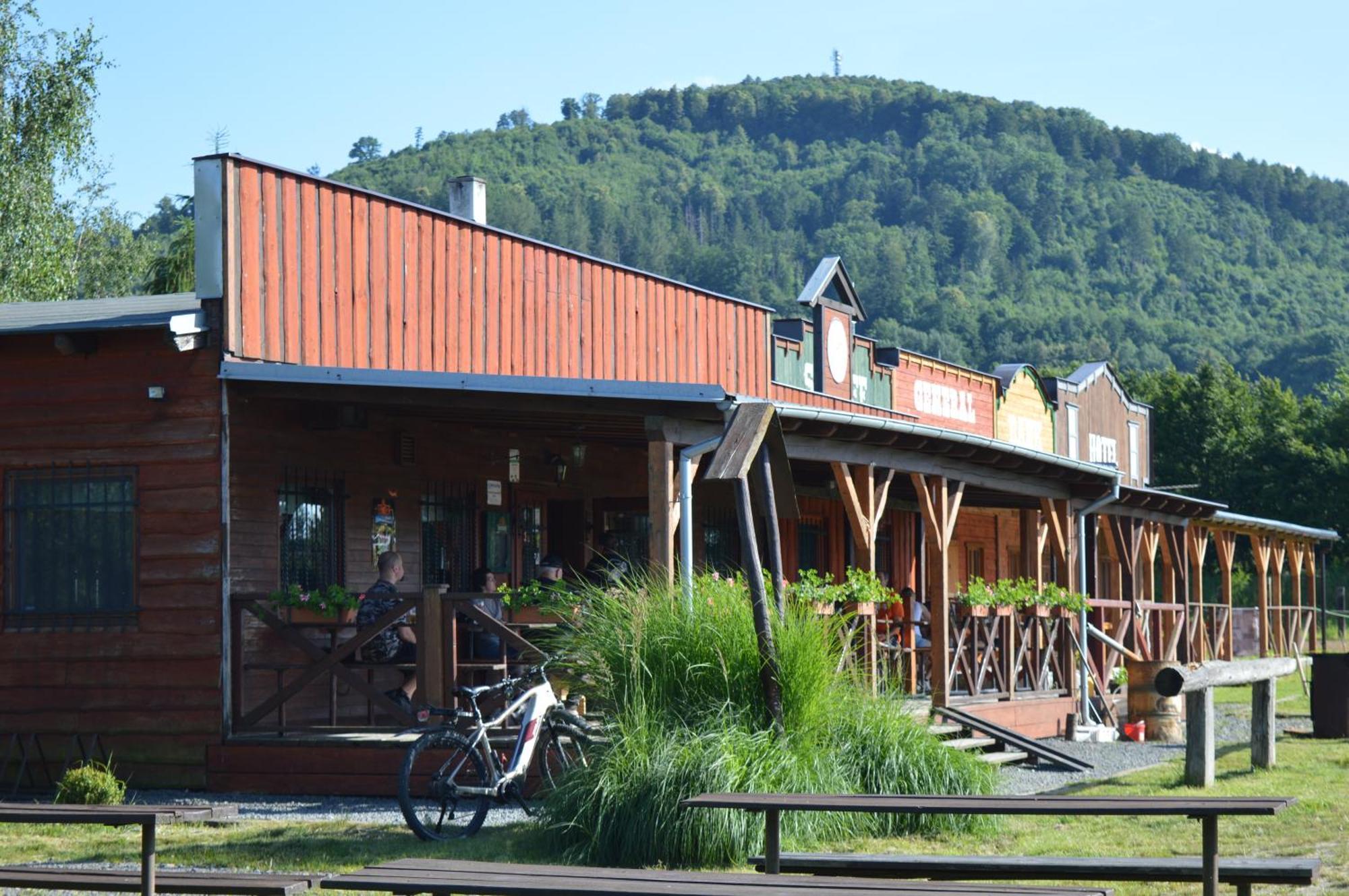 Bubla City Ranch Копршивнице Экстерьер фото
